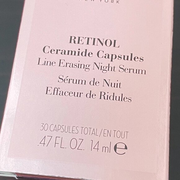 Elizabeth Arden Retinol Ceramide Capsules Line Erasing Night Serum - Picture 15 of 16